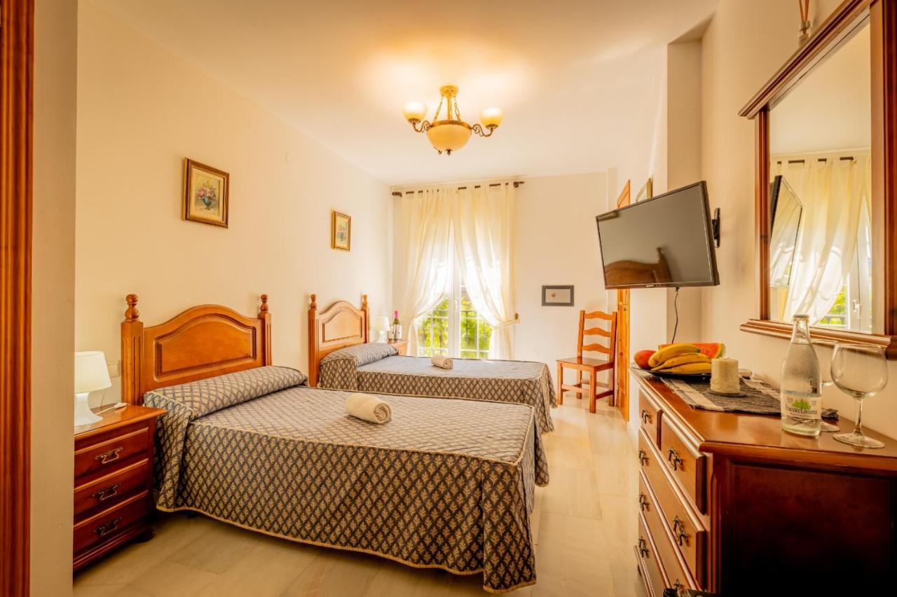 Cafe La Morena Couette-café Fuengirola